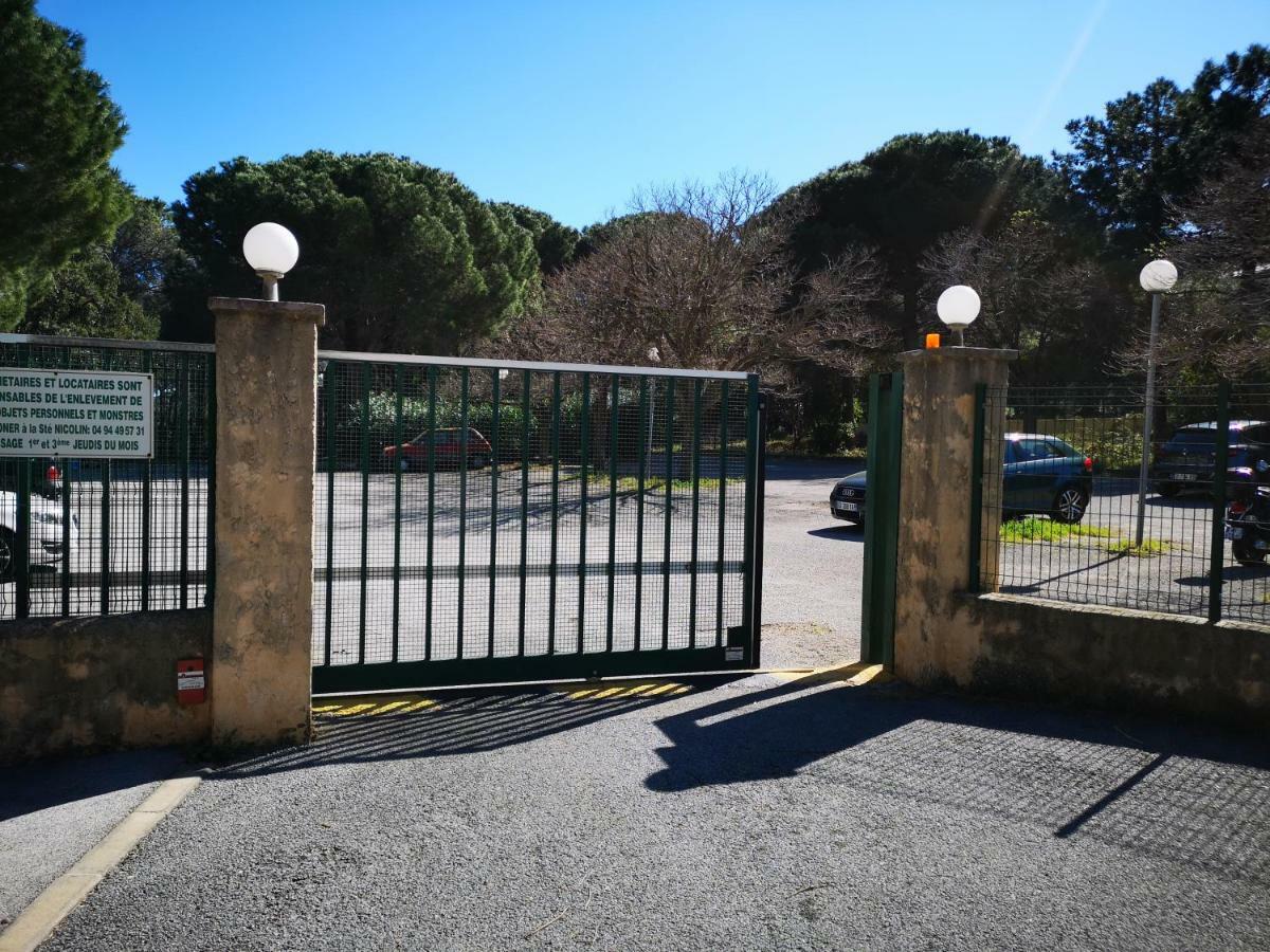 Appartement Sainte-Maxime, Plage De La Nartelle Exterior foto